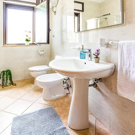 Villa Guglielmo By *